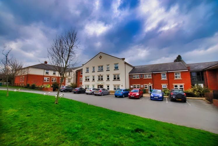 Lofthouse Grange and Lodge Care Home – Find Reviews & Services