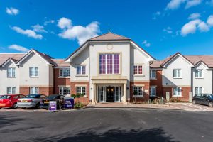 Mountfitchet House Care Home – Care UK